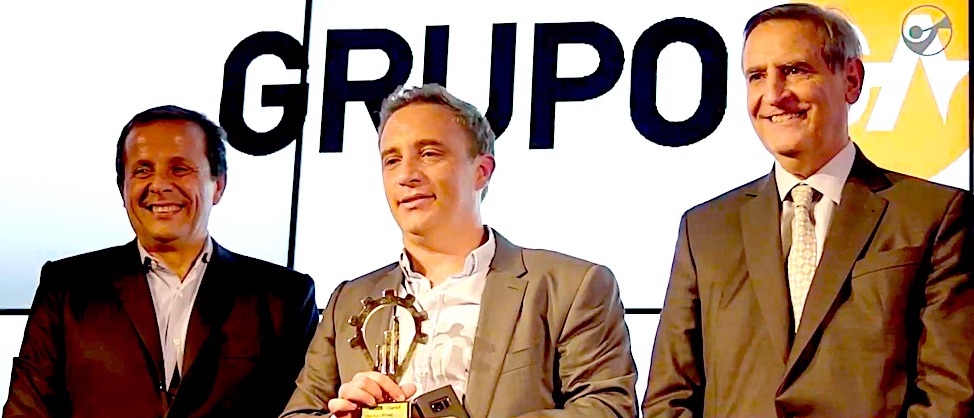Gustavo de Freitas recibiendo el Premio Pyme de Oro 2018